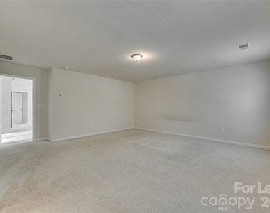 910 Ashton Oak Court - Photo Thumbnail 29
