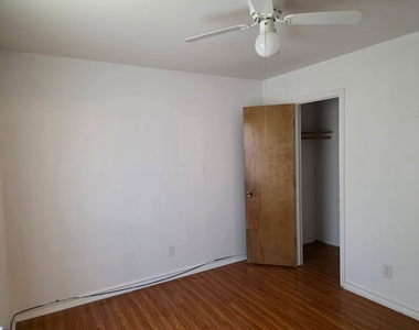 136 Richard Lane - Photo Thumbnail 7