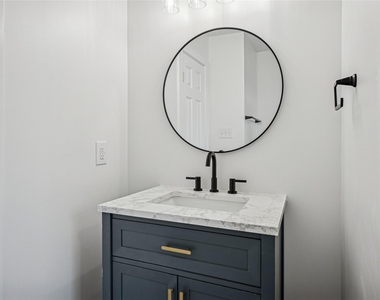 9946 Kilarney Drive - Photo Thumbnail 15