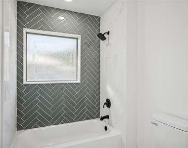 9946 Kilarney Drive - Photo Thumbnail 16