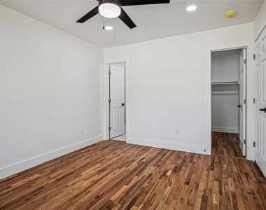 9946 Kilarney Drive - Photo Thumbnail 14