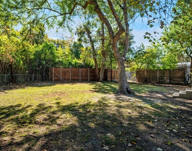 9946 Kilarney Drive - Photo Thumbnail 22