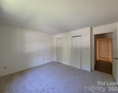 628 Breckenridge Road - Photo Thumbnail 12