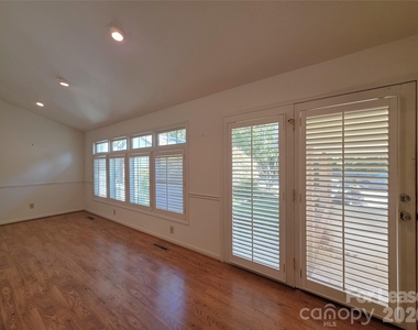 628 Breckenridge Road - Photo Thumbnail 9