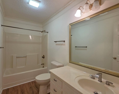 628 Breckenridge Road - Photo Thumbnail 16