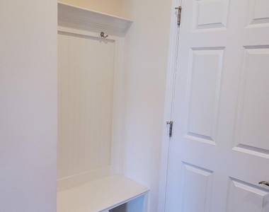 10429 Honeyfur Court - Photo Thumbnail 18