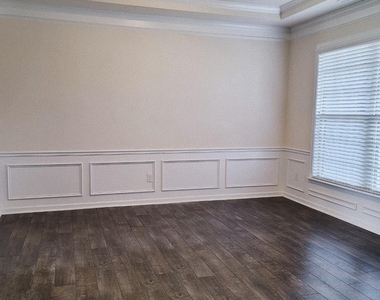 10429 Honeyfur Court - Photo Thumbnail 2