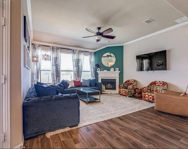 14644 Gilley Lane - Photo Thumbnail 4