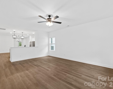 354 W Moore Avenue - Photo Thumbnail 8