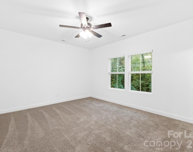 354 W Moore Avenue - Photo Thumbnail 12