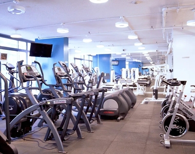222 East 34th Street - Photo Thumbnail 15
