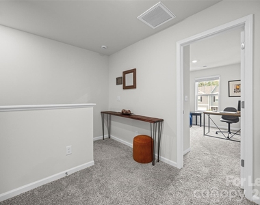 515 Tayberry Lane - Photo Thumbnail 13