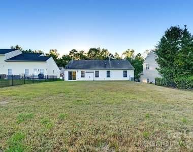 7004 Paddle Wheel Lane - Photo Thumbnail 21