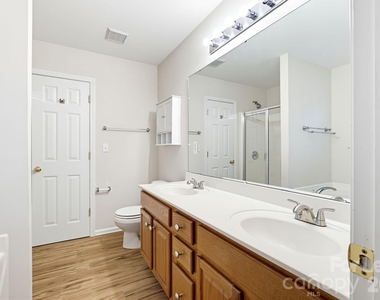 7004 Paddle Wheel Lane - Photo Thumbnail 16