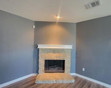 2924 Grand Gulf Road - Photo Thumbnail 5