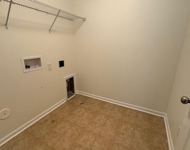 10710 Derryrush Drive - Photo Thumbnail 11