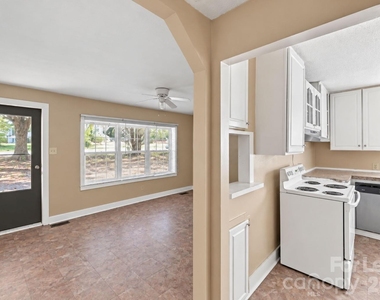 133 Proctor Street - Photo Thumbnail 3