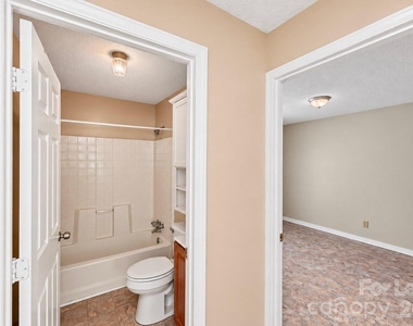 133 Proctor Street - Photo Thumbnail 11