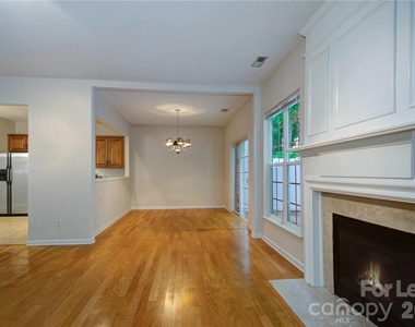 10146 Blakeney Preserve Drive - Photo Thumbnail 4