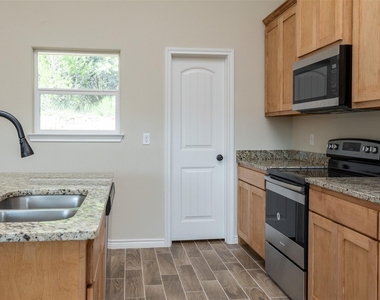 2212 Steepleridge Circle - Photo Thumbnail 15