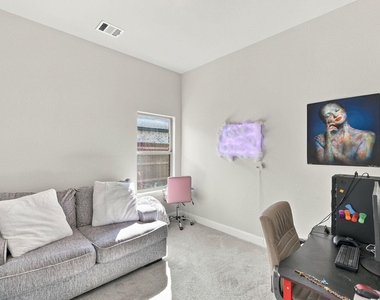 4417 Biscayne Drive - Photo Thumbnail 8