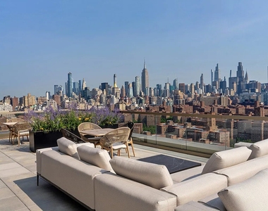 644 East 14th Street - Photo Thumbnail 15