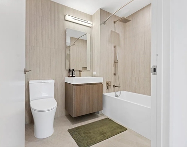 644 East 14th Street - Photo Thumbnail 2