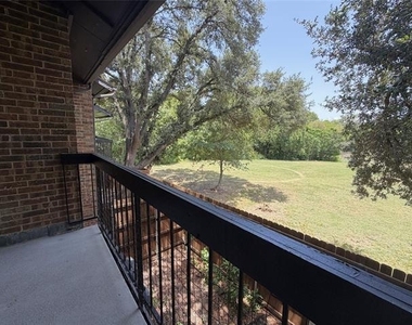 7525 Holly Hill Drive - Photo Thumbnail 18