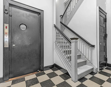 328 West 83rd Street - Photo Thumbnail 5