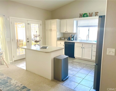 2724 Cambridge - Photo Thumbnail 7
