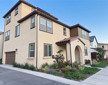 16741 Douglas  Ave - Photo Thumbnail 2