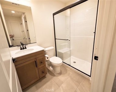 16741 Douglas  Ave - Photo Thumbnail 15