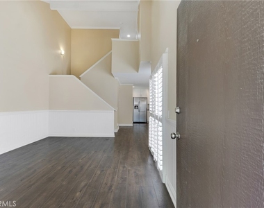408 Via Colinas - Photo Thumbnail 1