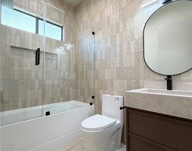 13720 Collins - Photo Thumbnail 13