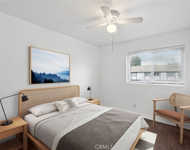 19024 Archwood Street - Photo Thumbnail 23