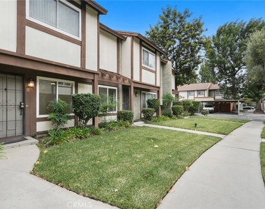 19024 Archwood Street - Photo Thumbnail 1