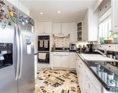 7560 Corbin - Photo Thumbnail 6
