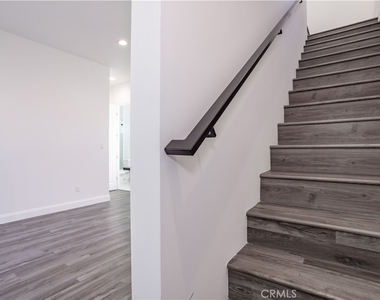 14926 Septo Street - Photo Thumbnail 12