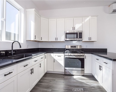 14926 Septo Street - Photo Thumbnail 9