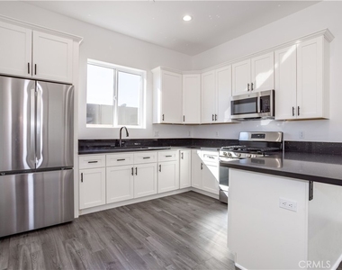 14926 Septo Street - Photo Thumbnail 8