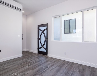 14926 Septo Street - Photo Thumbnail 7