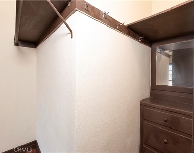 1116 Sartori Avenue - Photo Thumbnail 8