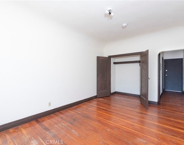 1116 Sartori Avenue - Photo Thumbnail 3