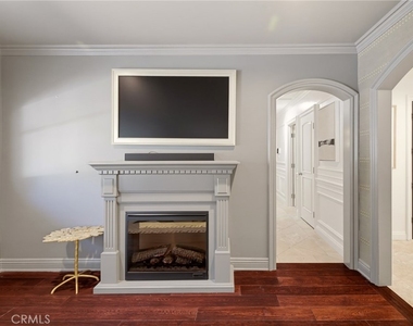5106 Sharynne Lane - Photo Thumbnail 4