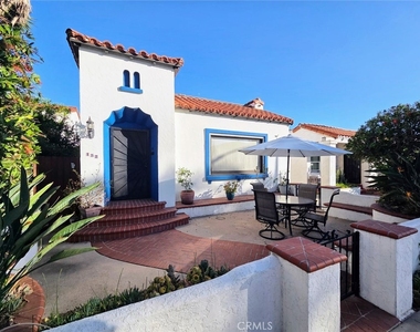 152 Granada Avenue - Photo Thumbnail 2