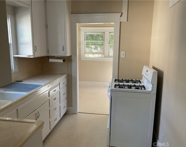 175 N B Street - Photo Thumbnail 14