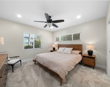 5010 Elmwood - Photo Thumbnail 17