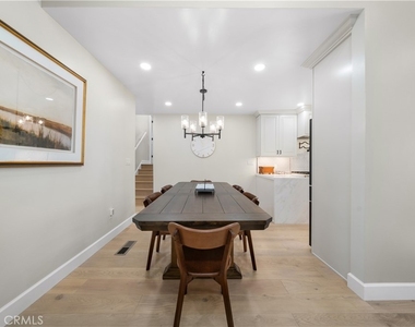 5010 Elmwood - Photo Thumbnail 6