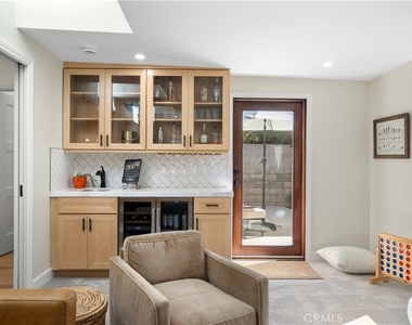 5010 Elmwood - Photo Thumbnail 15