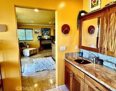 1361 W 35th Street - Photo Thumbnail 11